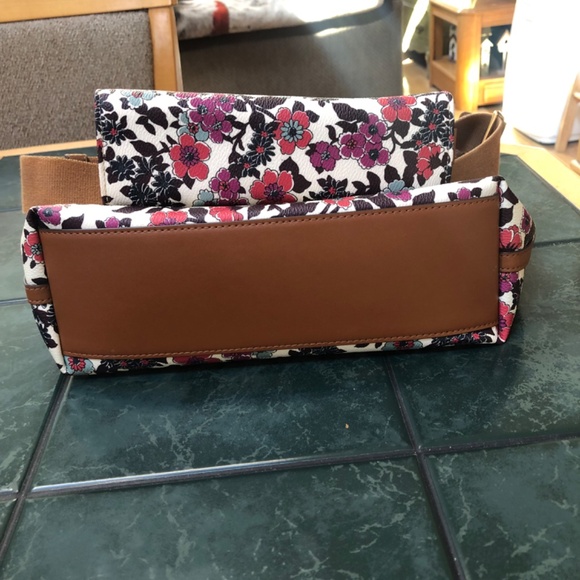 Tory Burch Kerrington Tote and Mini Bag Set - Picture 6 of 13